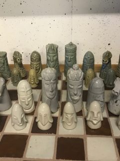 Chess set - Celadon glaze and white glaze, with ceramic tiled board