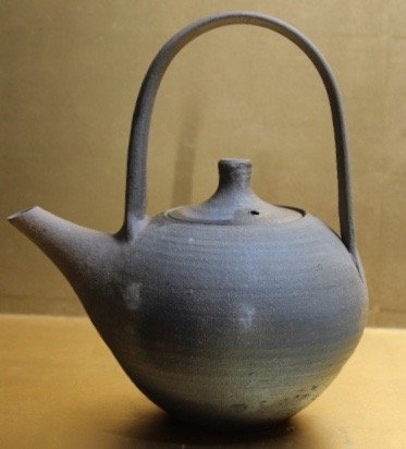 Tea pot